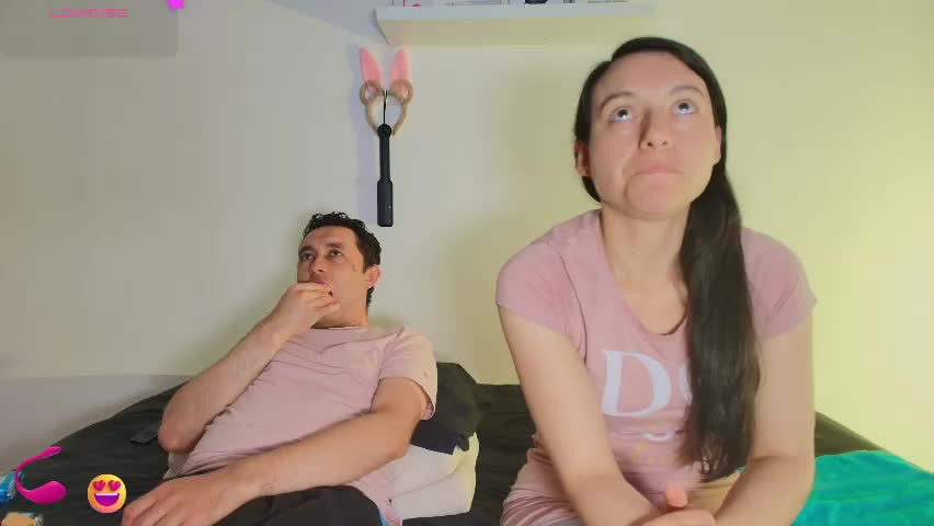 jeremmyandstacy Cam Model Chat April 2, 2026