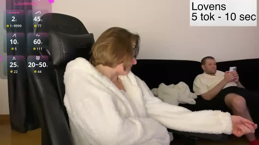 Sexy_Sweets Cam Model Chat April 2, 2026