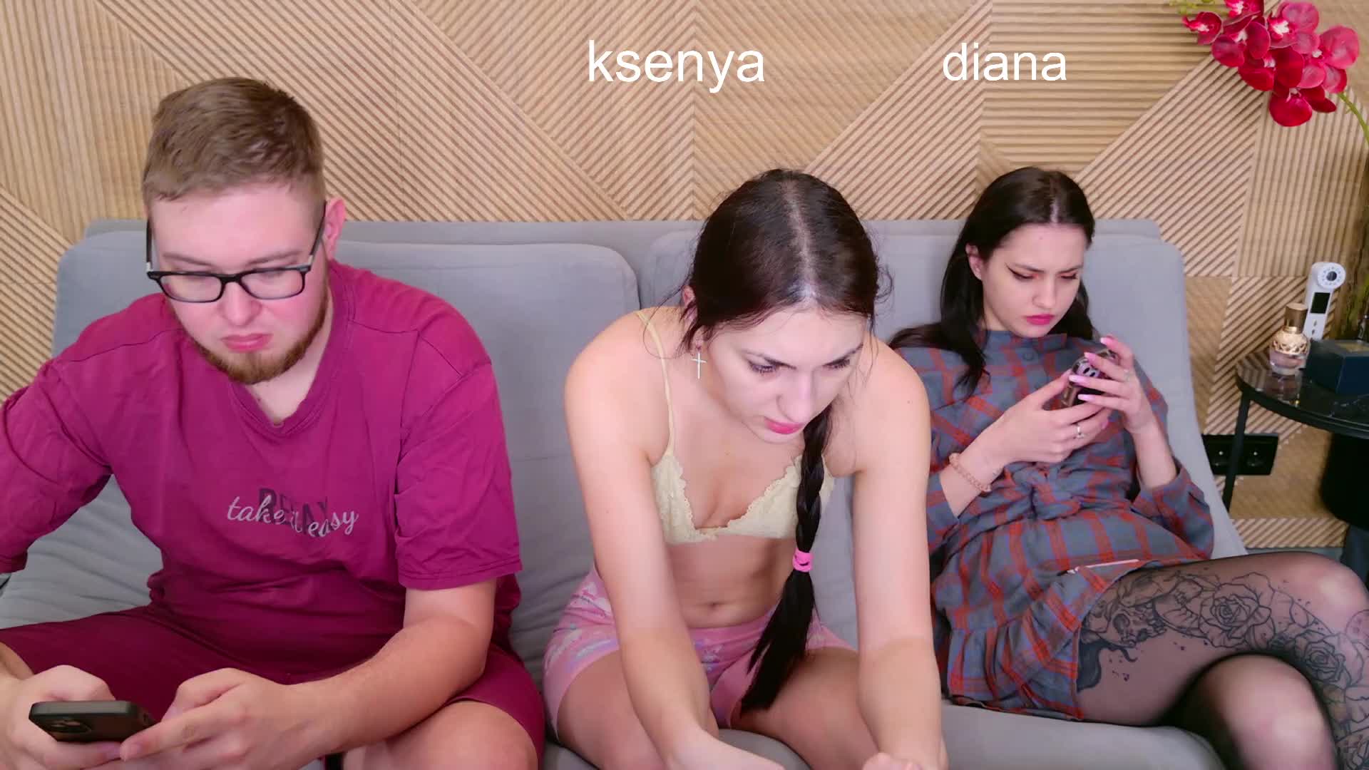 WebcamSlut Cam Model Chat April 3, 2026