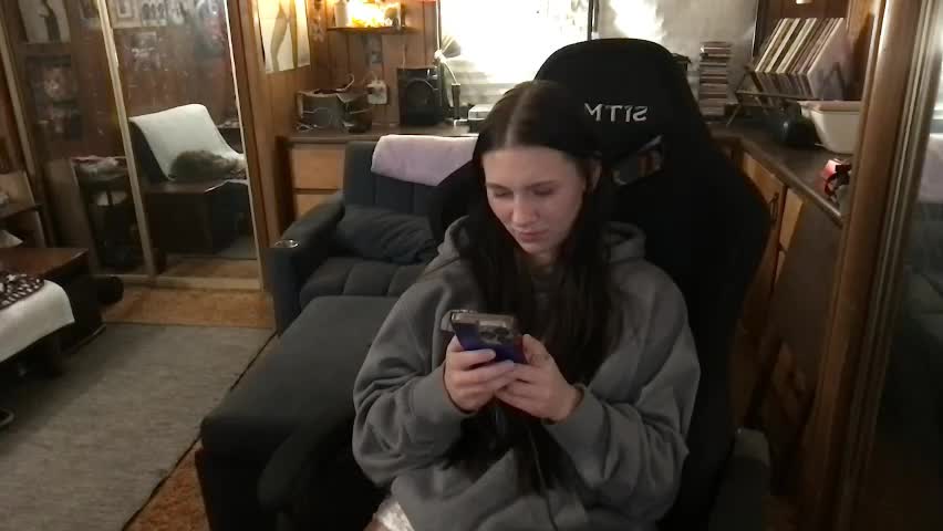 incognitoqueen Cam Model Chat April 3, 2026