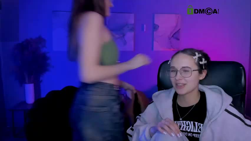 mona_cloud Cam Model Chat April 3, 2026