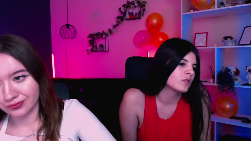 lizzie_boom Cam Model Chat April 3, 2026