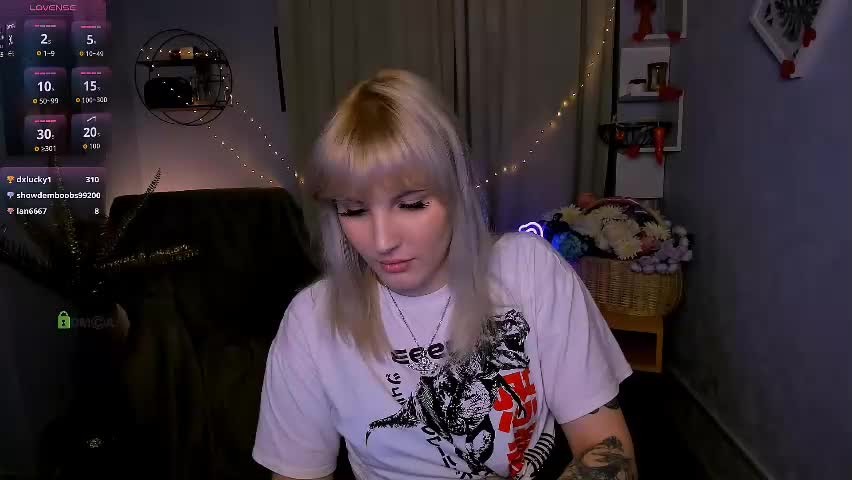 catherine_kitty Cam Model Chat April 3, 2026