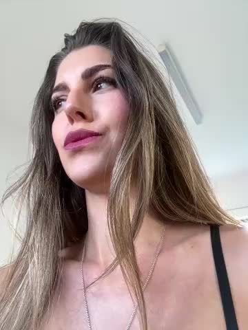 nicole_98 Cam Model Chat April 3, 2026