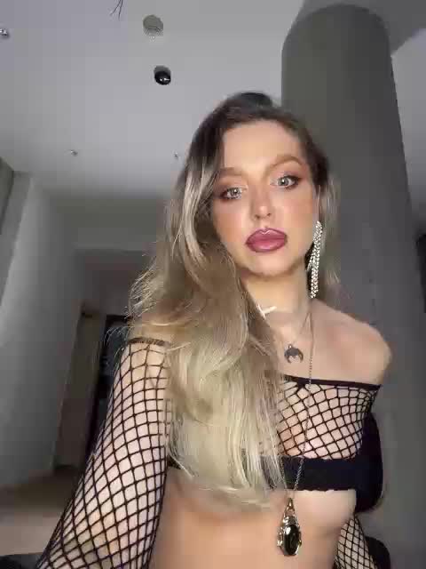 MistressX555 Cam Model Chat April 3, 2026