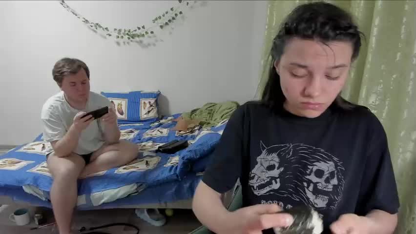 kesh_mne Cam Model Chat April 3, 2026