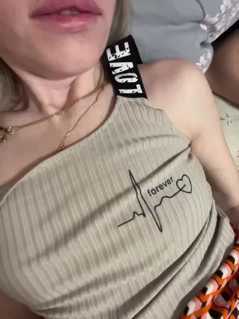 SeregaLia Cam Model Chat April 3, 2026