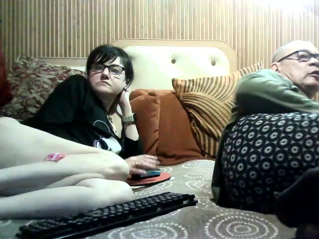 coupleofcoolx Cam Model Chat April 3, 2026