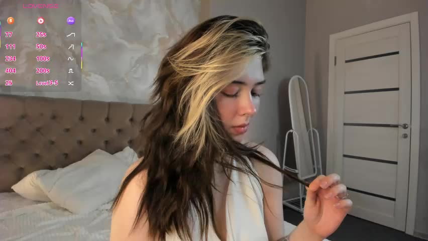 fieryfeline Cam Model Chat April 4, 2026