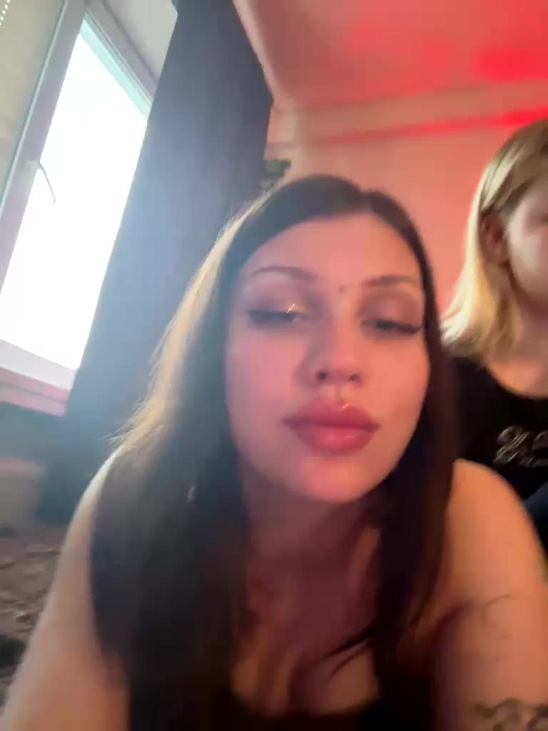 Iiiillllyyyy Cam Model Chat April 4, 2026