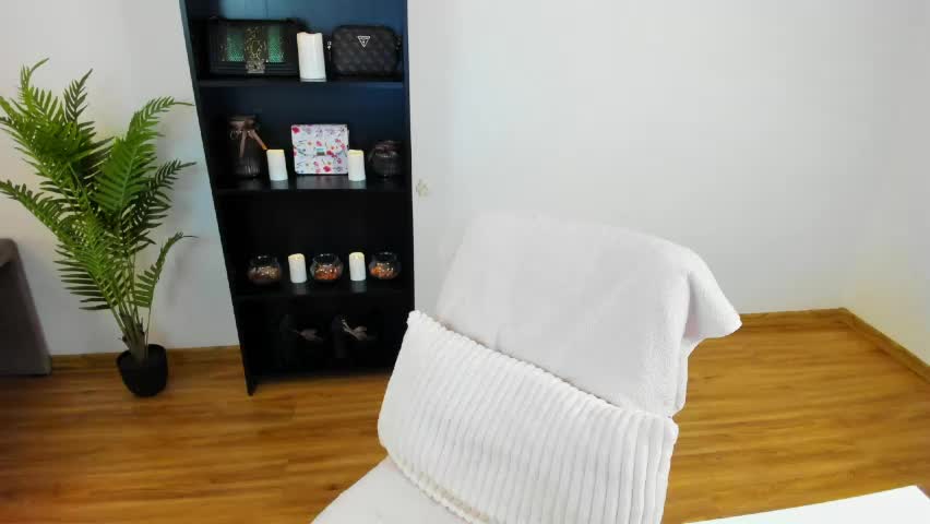 khloe_star Cam Model Chat April 4, 2026