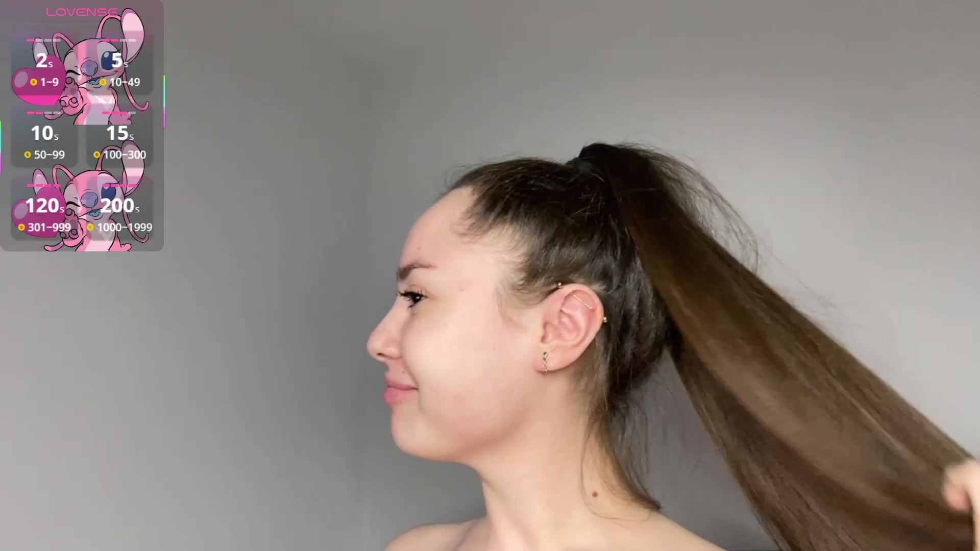 -Valeria- Cam Model Chat April 4, 2026