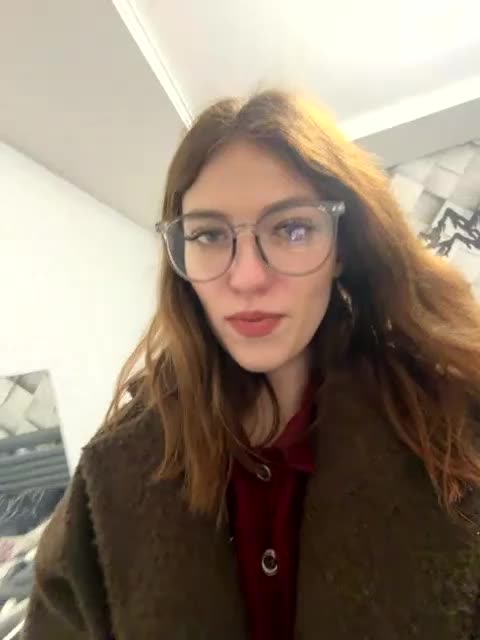 Alinagilberd03 Cam Model Chat April 4, 2026