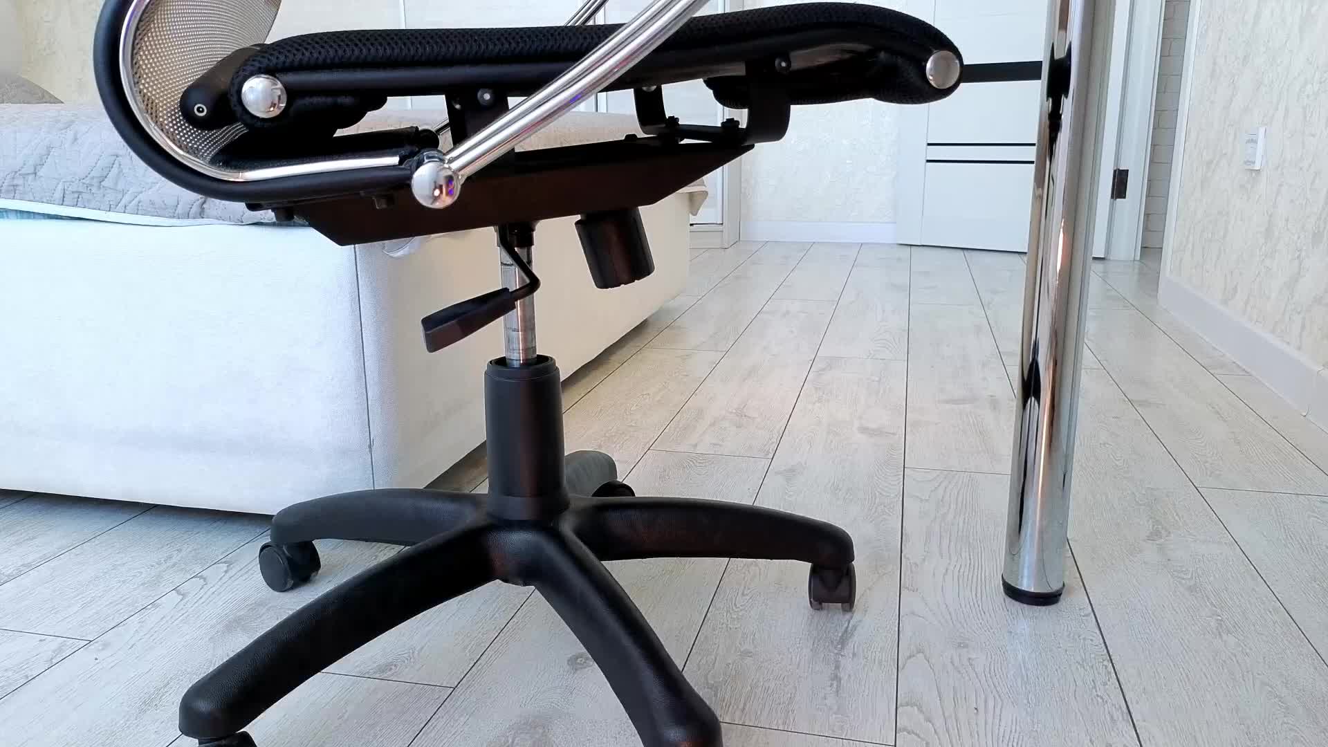 Strawberries_ Cam Model Chat April 4, 2026