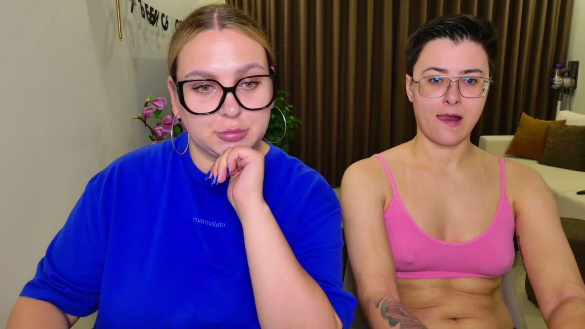 dreamteamgirls Cam Model Chat April 4, 2026