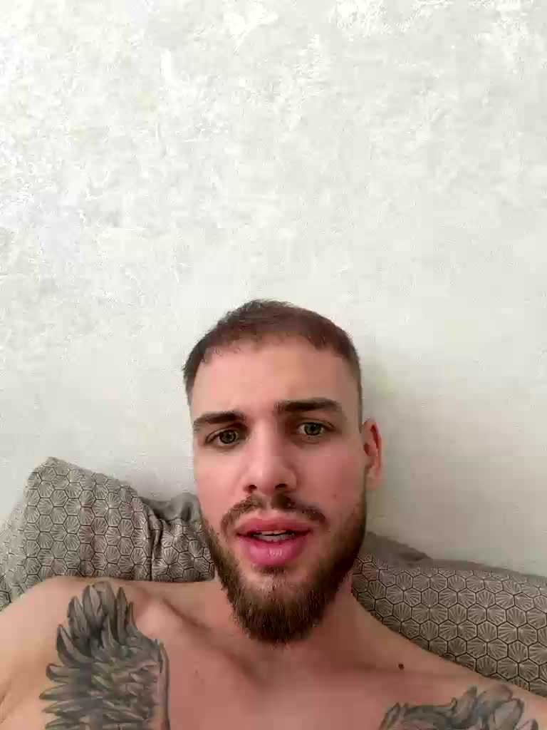 Traxalka666 Cam Model Chat April 4, 2026