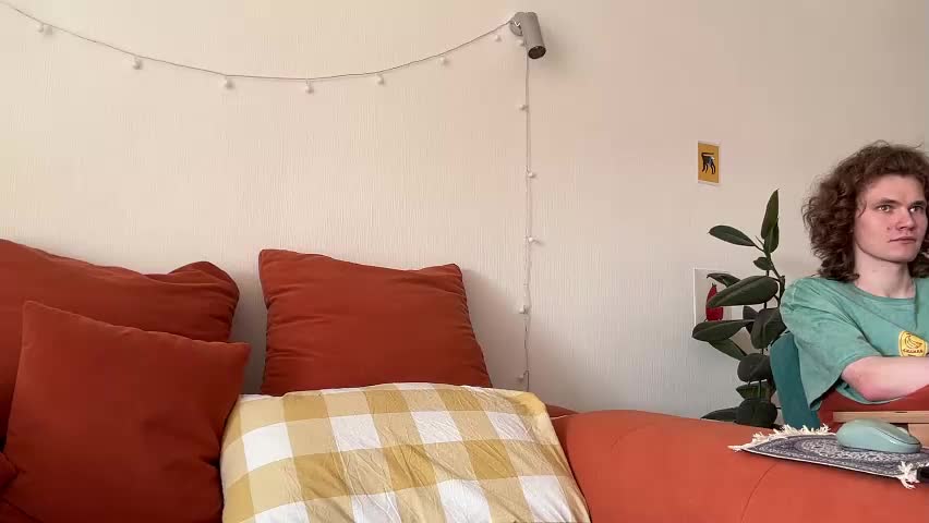 di_n_alex Cam Model Chat April 4, 2026