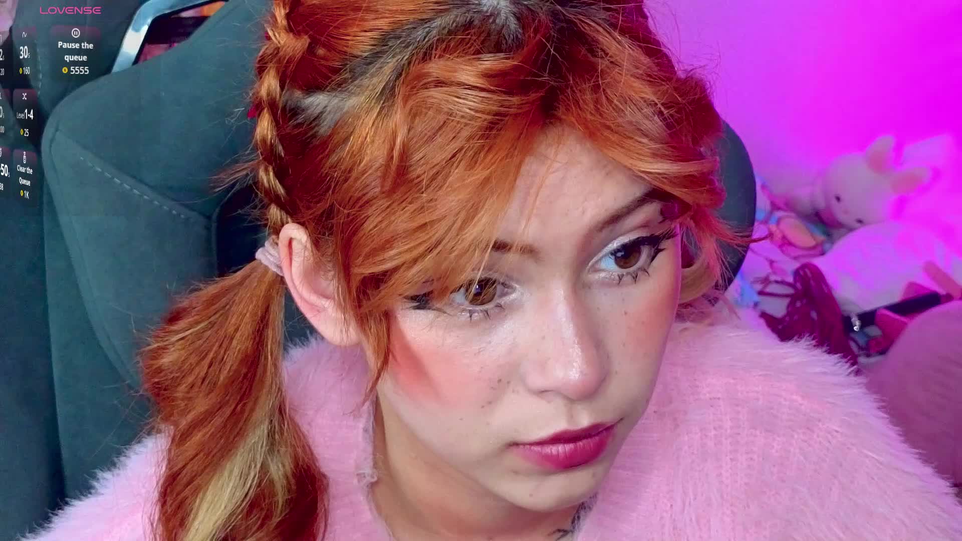 CoralineJones Cam Model Chat April 4, 2026