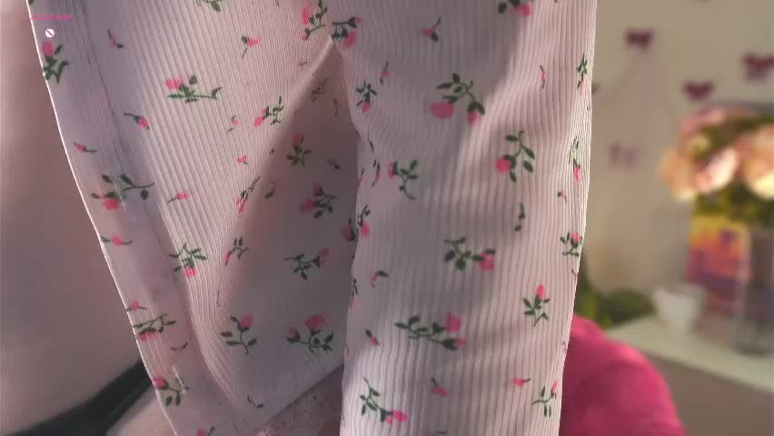 emilyhewell Cam Model Chat April 4, 2026