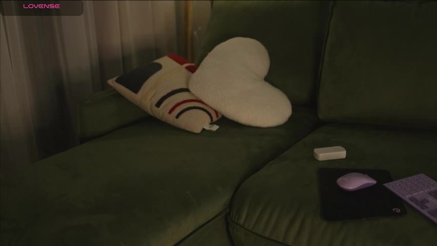 justbarbie_new_ Cam Model Chat April 4, 2026