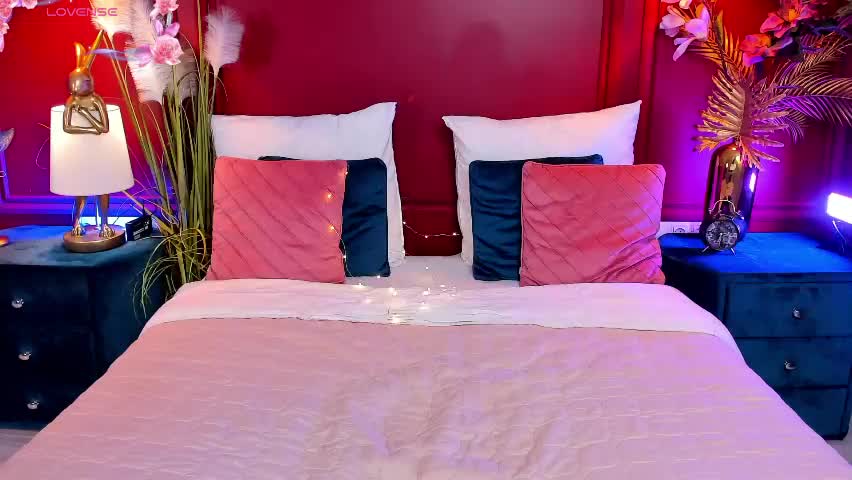 lullyfox Cam Model Chat April 4, 2026