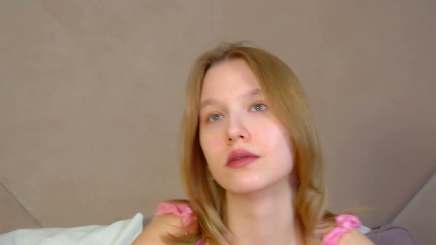 lililinn Cam Model Chat April 5, 2026