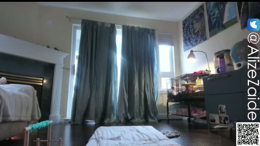 alizezaide Cam Model Chat April 5, 2026