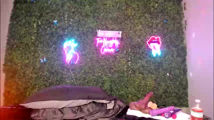 bigbuttsarena Cam Model Chat April 5, 2026