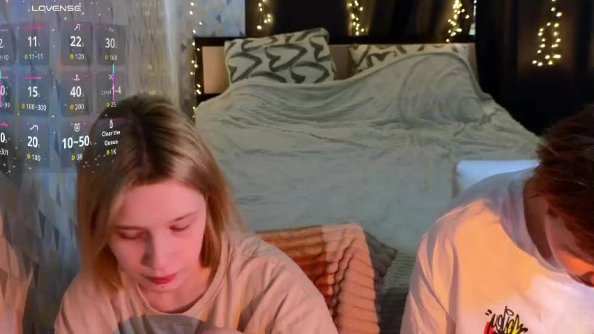 berry_assortment Cam Model Chat April 5, 2026