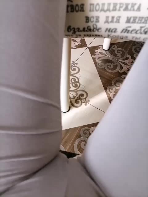 -Tiffany- Cam Model Chat April 5, 2026