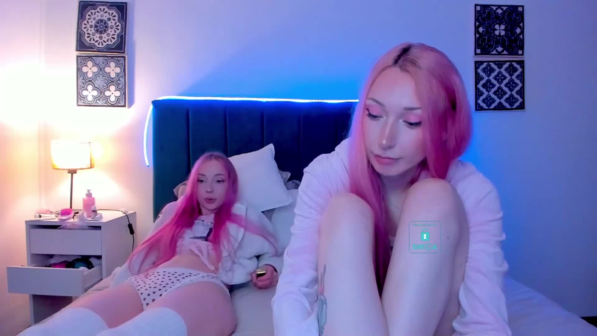 pink-poison Cam Model Chat April 6, 2026