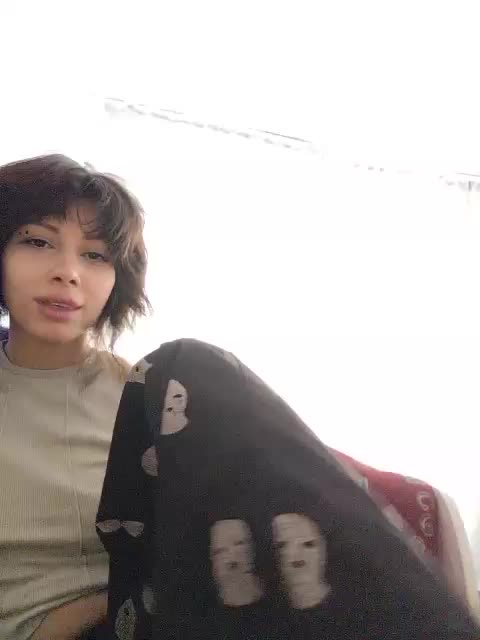 Tinablackkk Cam Model Chat April 6, 2026