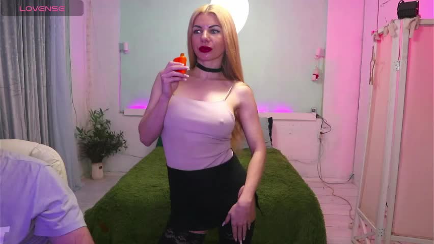 alisaaleks Cam Model Chat April 6, 2026