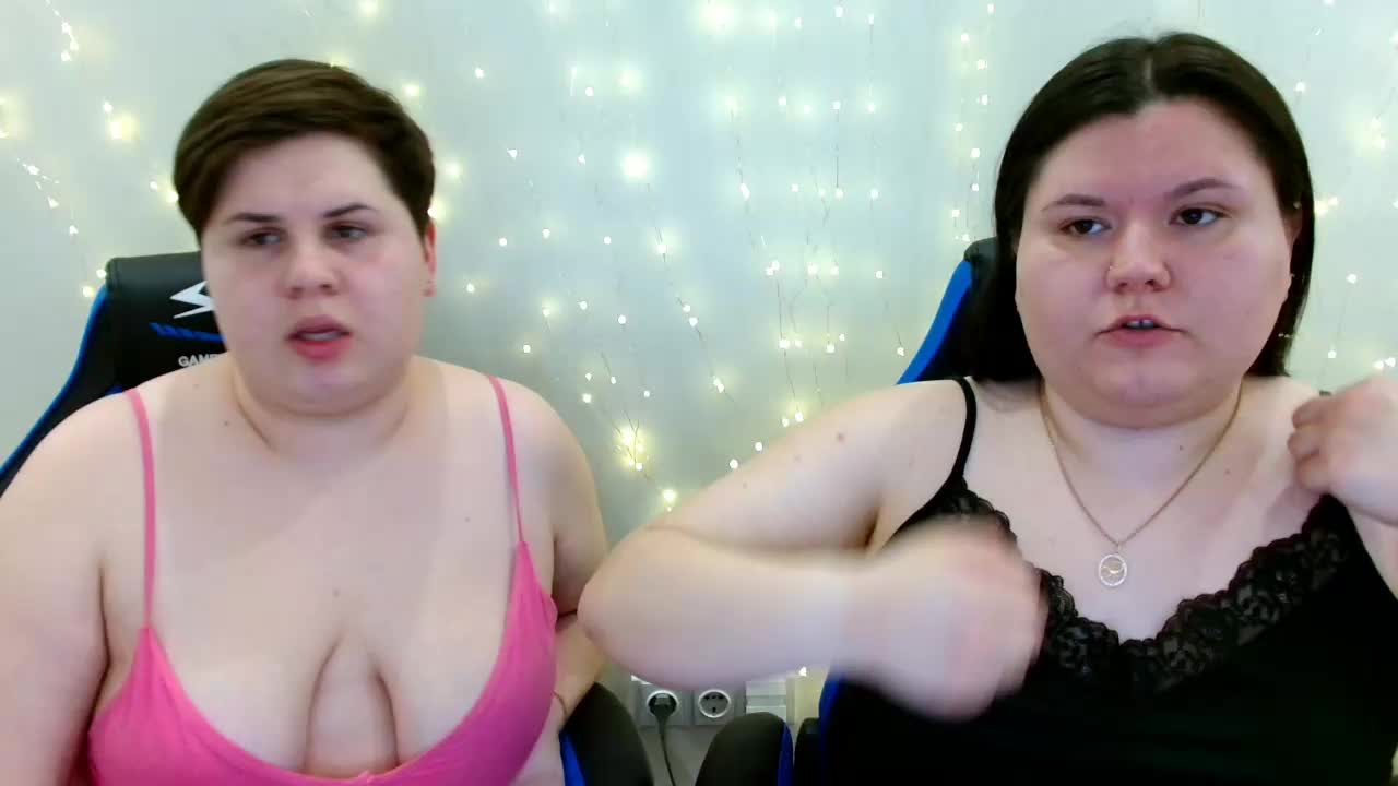 BeckyAndEllen Cam Model Chat April 6, 2026