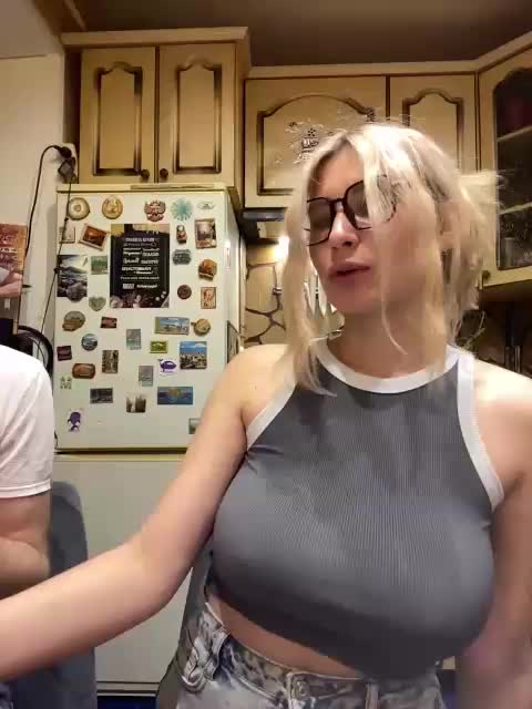 _Magic_ Cam Model Chat April 6, 2026