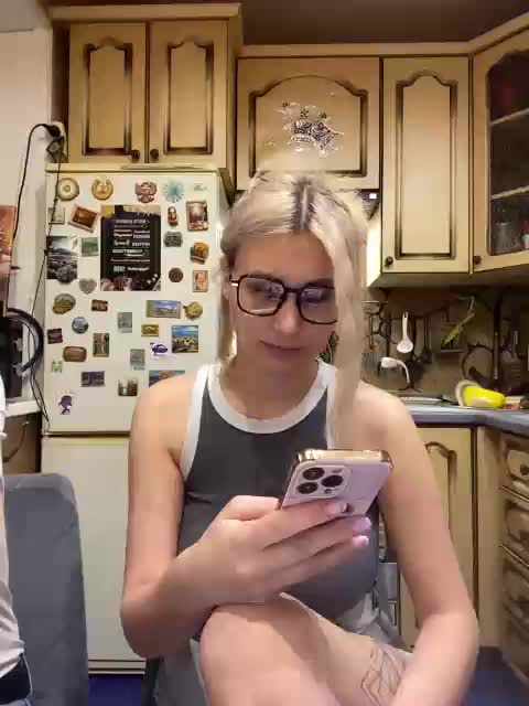 _Magic_ Cam Model Chat April 6, 2026