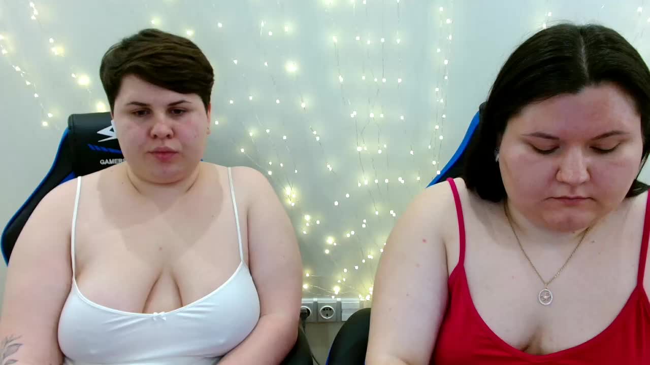 BeckyAndEllen Cam Model Chat April 6, 2026