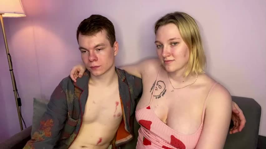 julielourens Cam Model Chat April 6, 2026