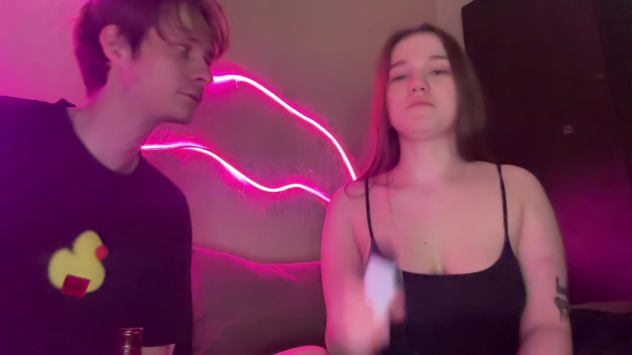 titsDestroy2007 Cam Model Chat April 7, 2026