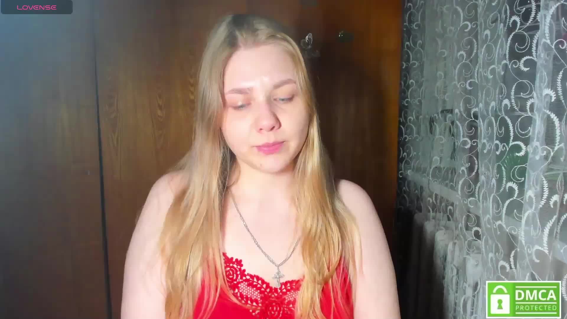 Emma-Frizea Cam Model Chat April 7, 2026