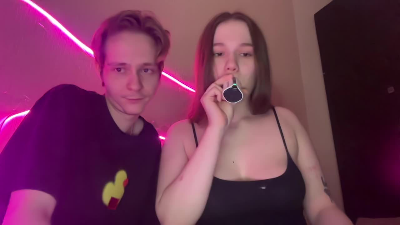 titsDestroy2007 Cam Model Chat April 7, 2026