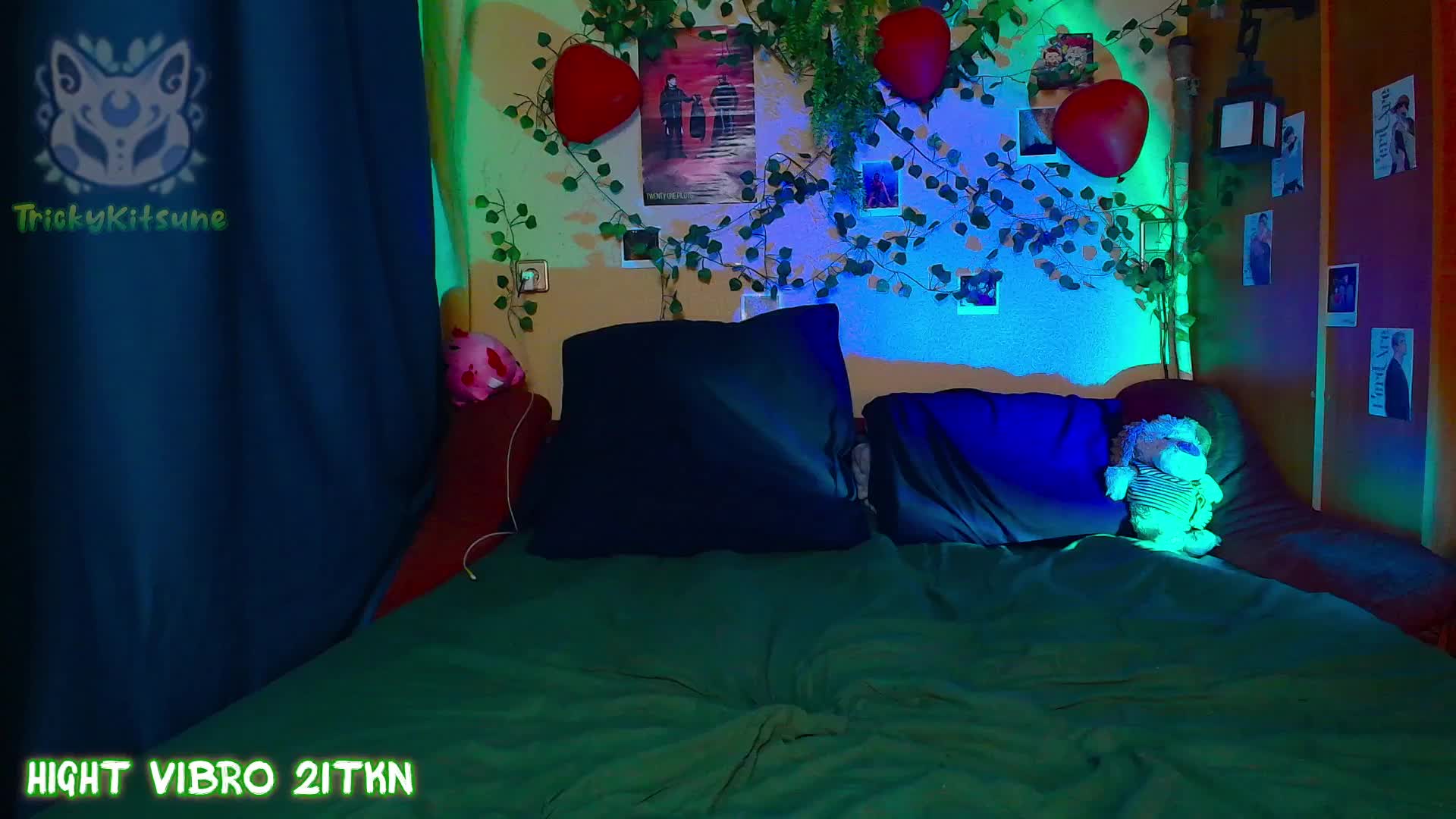 Tricky_Kitsune Cam Model Chat April 7, 2026