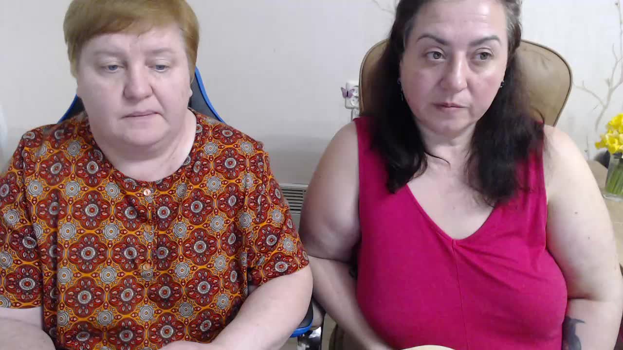 XMollyJaneEX Cam Model Chat April 7, 2026