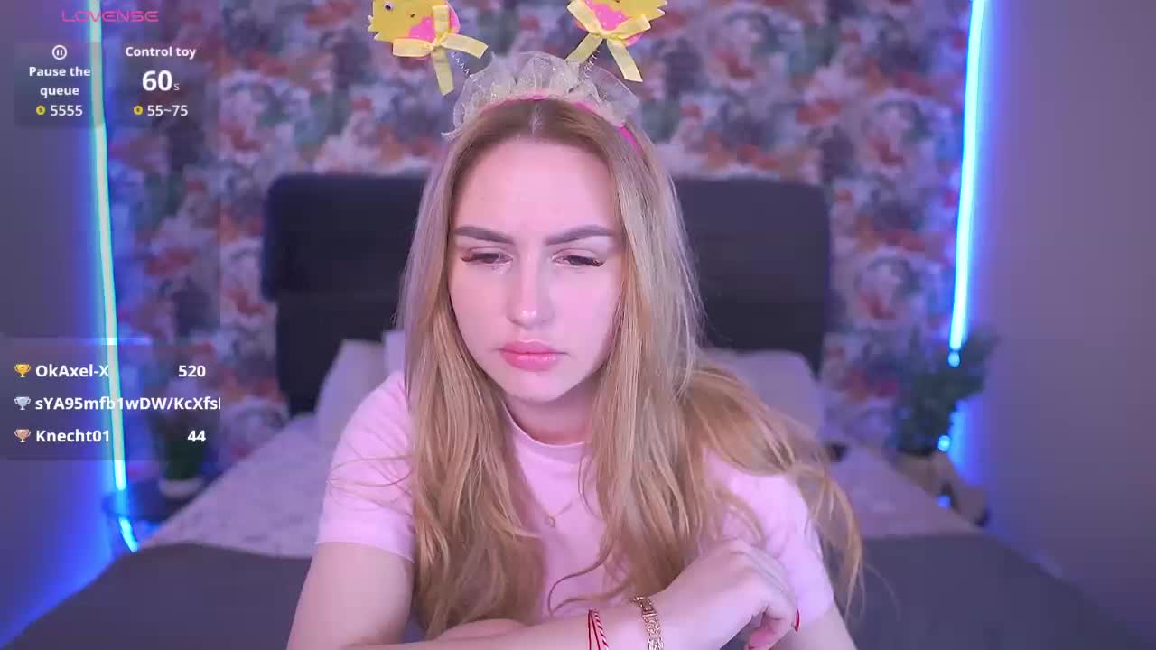 DivineJass Cam Model Chat April 7, 2026