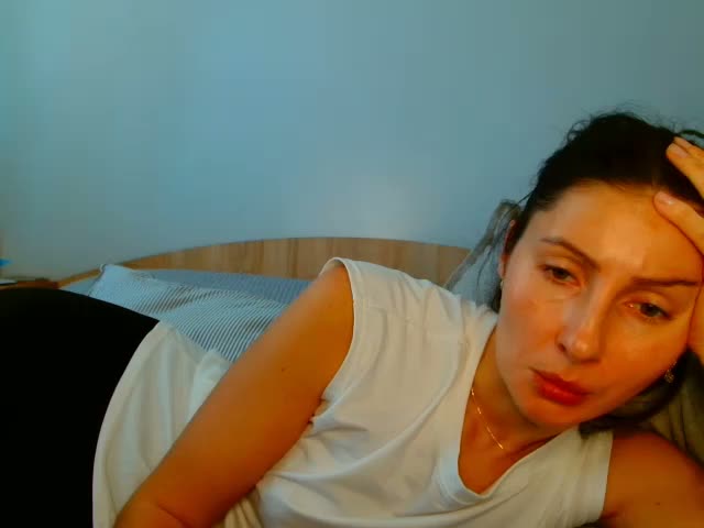 Irina9793 Cam Model Chat April 7, 2026