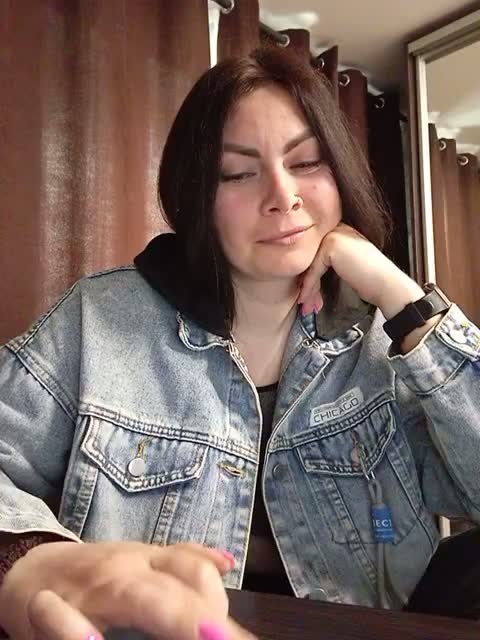 _Alexandra_ Cam Model Chat April 7, 2026