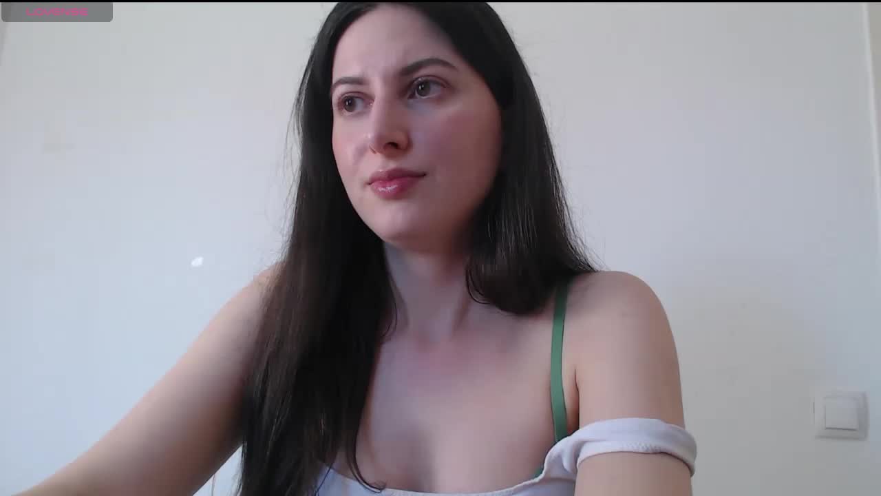 Hot-lina Cam Model Chat April 8, 2026