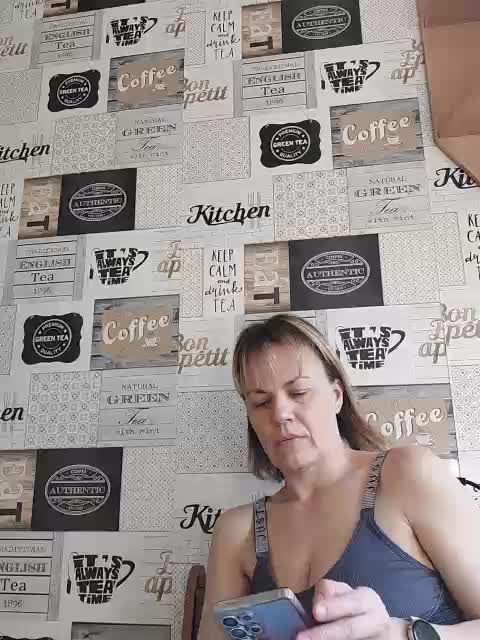 KissaHot Cam Model Chat April 8, 2026