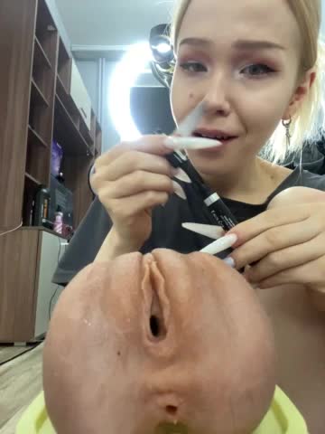 freakfarm Cam Model Chat April 8, 2026