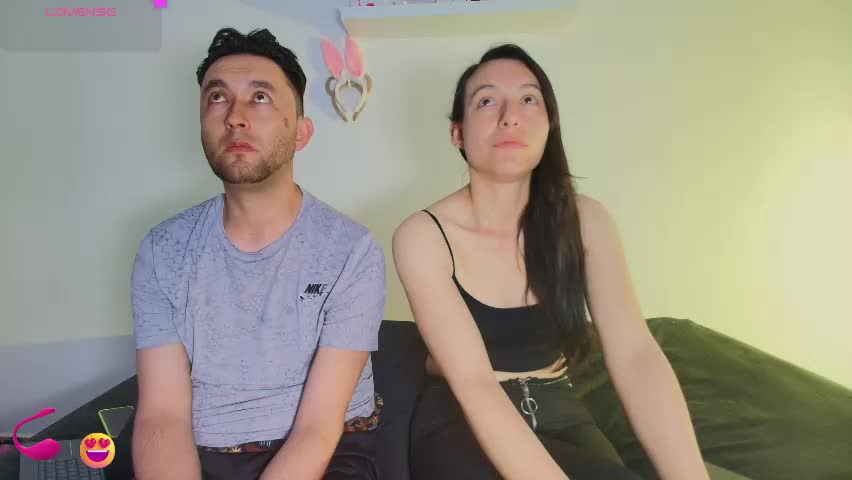 jeremmyandstacy Cam Model Chat April 8, 2026